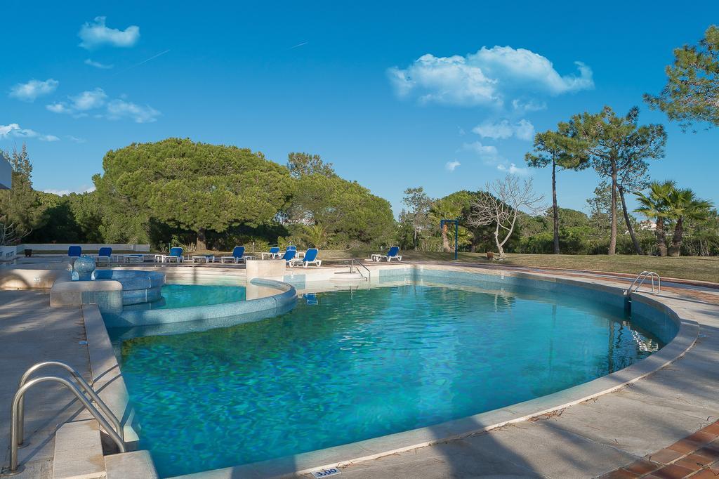 Bmyguest - Quinta Do Lago Mezzanine Apartment Almancil Buitenkant foto